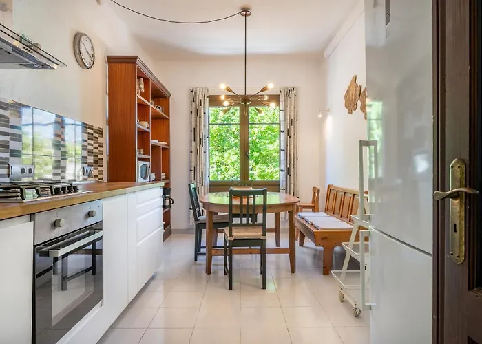 Seafront Apartment in Port Sóller